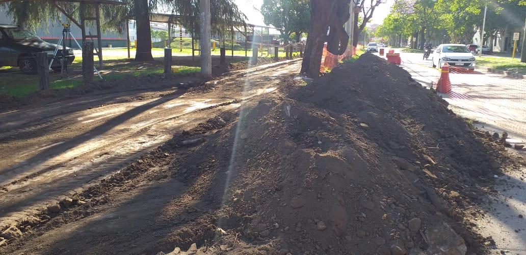 Se inició la construcción de veredas del predio del cuadro del ferrocarril