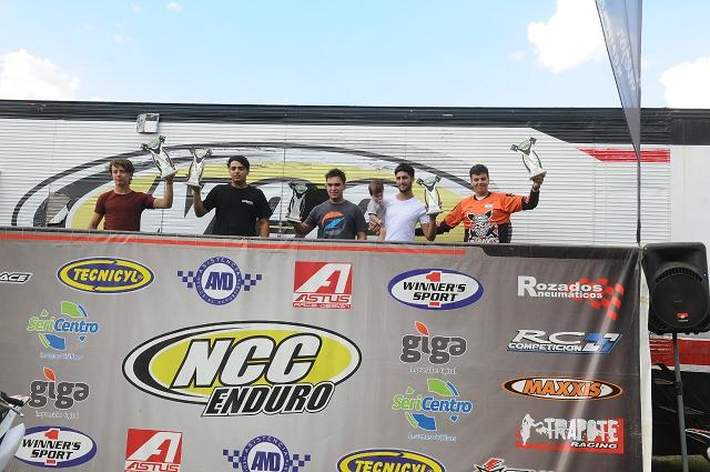 Enduro: Campeones Mauro Giovanini, Ré, García y Contigiani.-