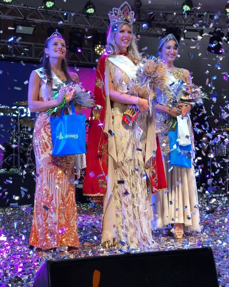 Gisel Bourquin,  de Esperanza Santa Fe, es la nueva Reina Nacional del Trigo 2020.