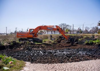 Saneamiento en la laguna Bianchi