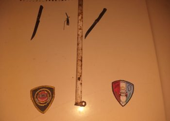 Tres detenidos por merodear Bº Sur, secuestraron dos cuchillos y una barreta de hierro
