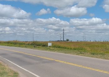 Banquinas descuidadas y faltas de luces en el puente de Ruta Nº 12
