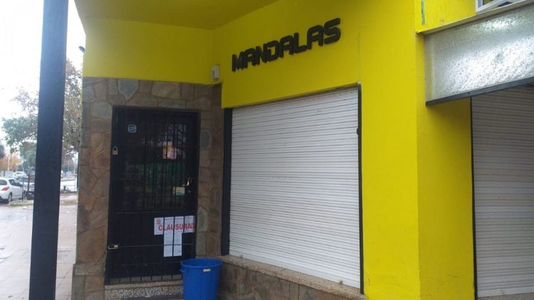 Clausura de negocios en la ciudad