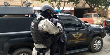 Villa María: Detuvieron a un policía de la FPA que cultivaba marihuana en su departamento