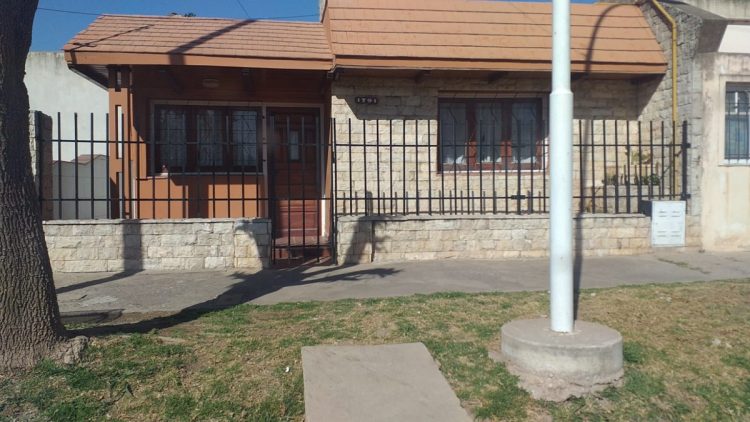 Robo de una moto Trip frente a una vivienda de calle Mendoza al 1700