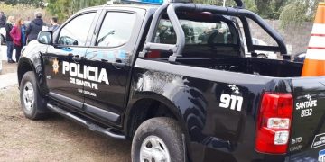 Las Parejas: Mas de 100 personas protagonizaron una batalla campal afuera de un bar