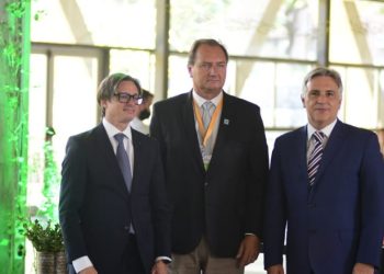 Desarrollo económico amigable con la naturaleza