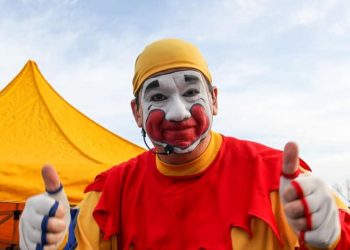 Gran convocatoria en los festejos del Mes de la Niñez con Piñón Fijo