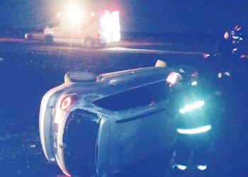 Vuelco en solitario sobre Ruta Nº 12 Sur