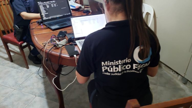 Leones: Detenido por tenencia de material de abuso sexual infantil