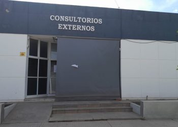 Continúa el hospital de paro