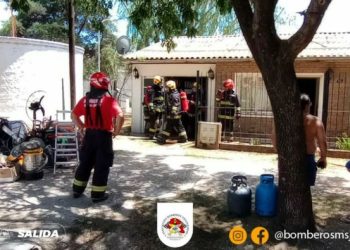 Incendio en vivienda prefabricada de calle Quintana