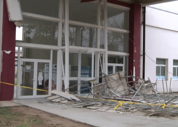 La tormenta provocó daños en el Centro Cívico