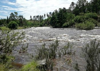 Precaución ante la crecida de los ríos serranos tras las lluvias