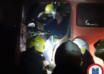 Leones: accidente en Autopista km 444, mano Rosario/Córdoba, protagonizado por un camión semi