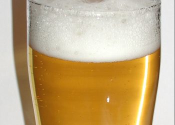 Hurto de bebidas en kiosco