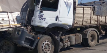 Leones: accidente por alcance entre dos camiones en Autopista Córdoba-Rosario