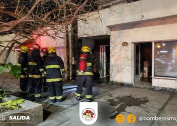 Incendio de vivienda en Avellaneda al 500