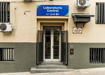 Homenajearon al fundador del Laboratorio de Biología Molecular provincial