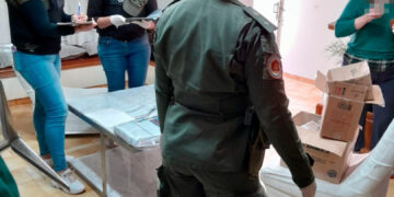 Gendarmería realizó allanamientos simultáneos: secuestró cheques y 7 millones de pesos