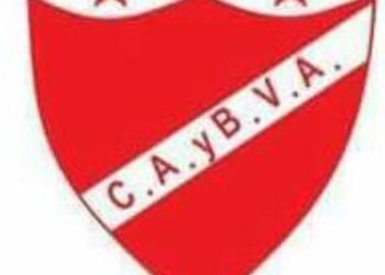 Al Club Villa Argentina le robaron los cables de la iluminación de la cancha