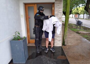 FPA detuvo a un delivery de estupefacientes en Leones