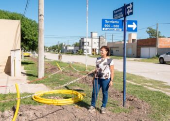 Avance de la obra de gas y alcantarillado en Bº Sur