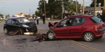 Leones: 6 Heridos por choque frontal