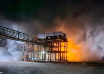 Carcarañá: fuga de amoníaco en frigorífico, con un operario fallecido