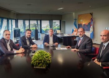 La Provincia acordó líneas de créditos por $3.500 millones para Pymes y microempresas locales