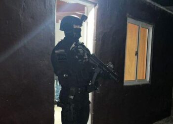 Marcos Juárez: FPA detuvo a un sujeto mientras vendía drogas junto a su mujer y su bebé