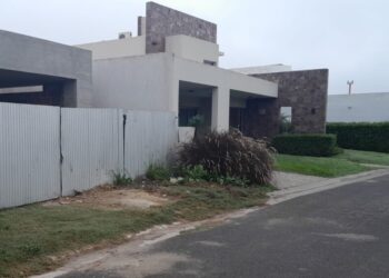 Tres encapuchados ingresaron a la casa de Verónica Crescente