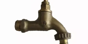 Masivo robo de canillas de bronce