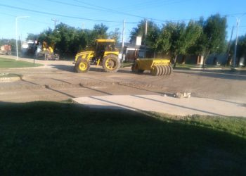 Continúan las reparaciones de las calles en barrio Villa Argentina y sureste de la ciudad