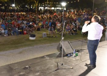 Más de 5000 personas en la noche inaugural de Verano en el Anfi