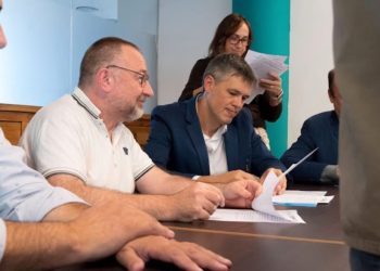General Roca recibió aportes y avanza el minibús regional hacia Villa María