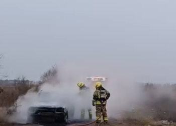 Corral de Bustos: delincuentes robaron en una joyería, se fugaron e incendiaron su vehículo