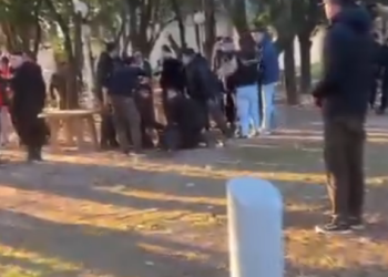 Carcarañá: un policía fue herido de gravedad tras un disturbio en un partido de fútbol