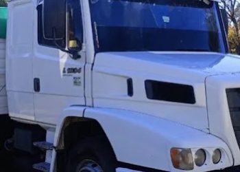 Un camionero fue secuestrado y abandonado maniatado sobre la Autopista