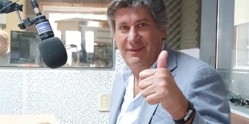 Roly Santacroce: “Los cambios no se hacen con las personas, se hacen con las ideas”