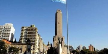 Una docente rosarina devolvió una billetera de un joven marcosjuarense