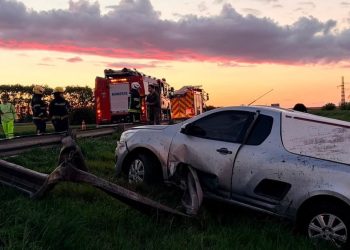 Accidente en Autopista: un herido de gravedad tras despistar con su auto