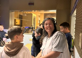 Alumnos de la Escuela Mitre visitaron el estudio de Red Panorama