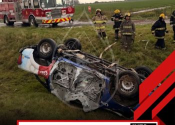 Un móvil policial sufrió un accidente en Autopista: hay 4 heridos